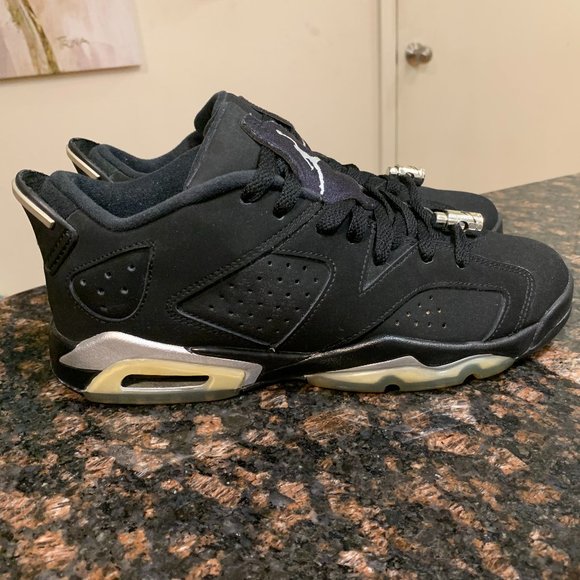 Gently Pre-Owned Air Jordan 6 Retro Low “chrome” main image 4